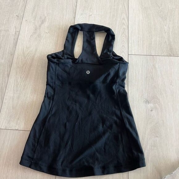 Lululemon women’s black tank top size 4 - Picture 4 of 6